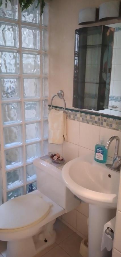 Annwin Annex Apartment Saint James Luaran gambar