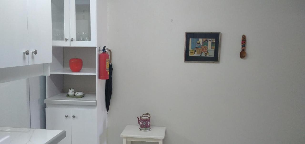 Annwin Annex Apartment Saint James Luaran gambar