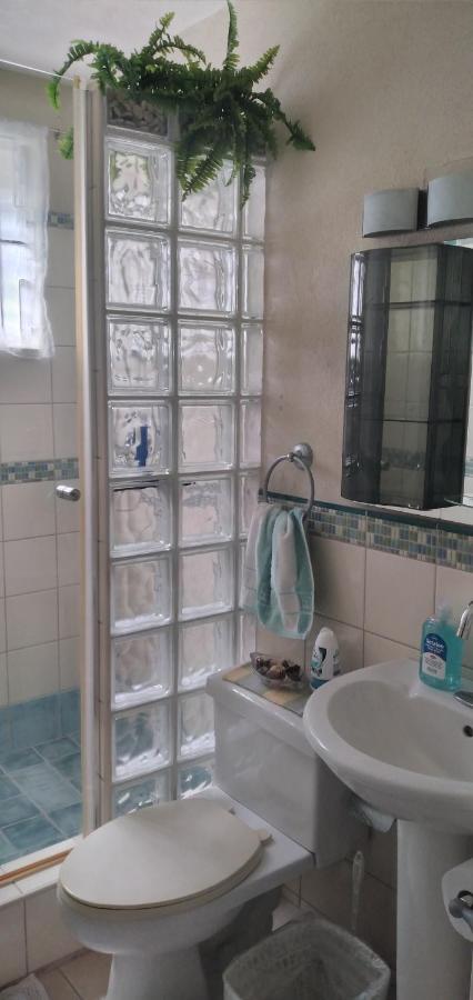 Annwin Annex Apartment Saint James Luaran gambar